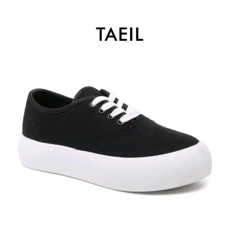 PVN taeil Sepatu sekolah hitam Sneakers  Wanita Sport Shoes Casual