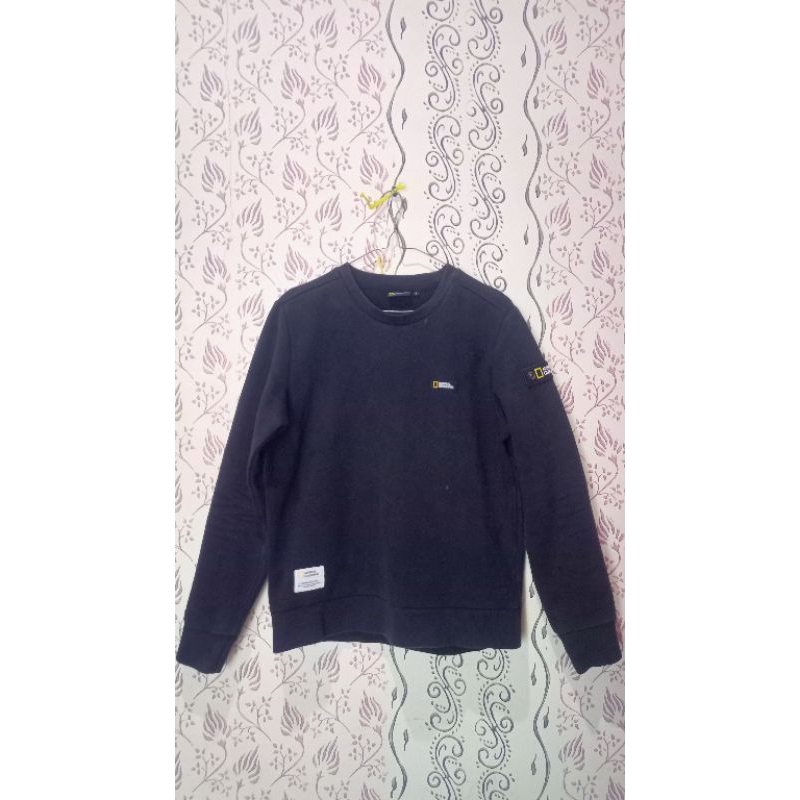 Crewneck NATIONAL GEOGRAPHIC full mulus size on tag S