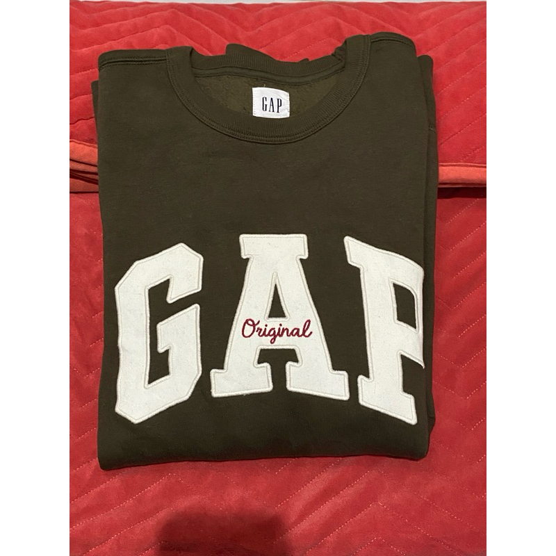 crewneck GAP