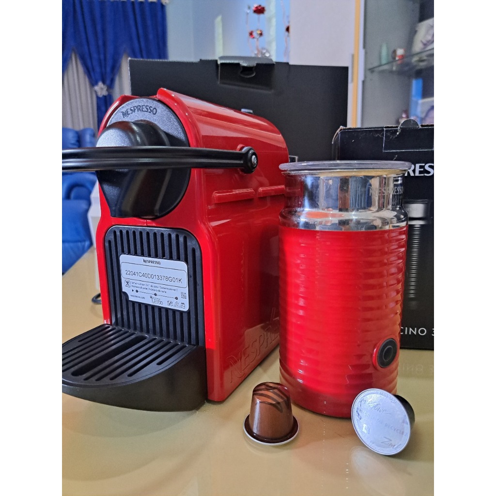 Nespresso Inissia Machine