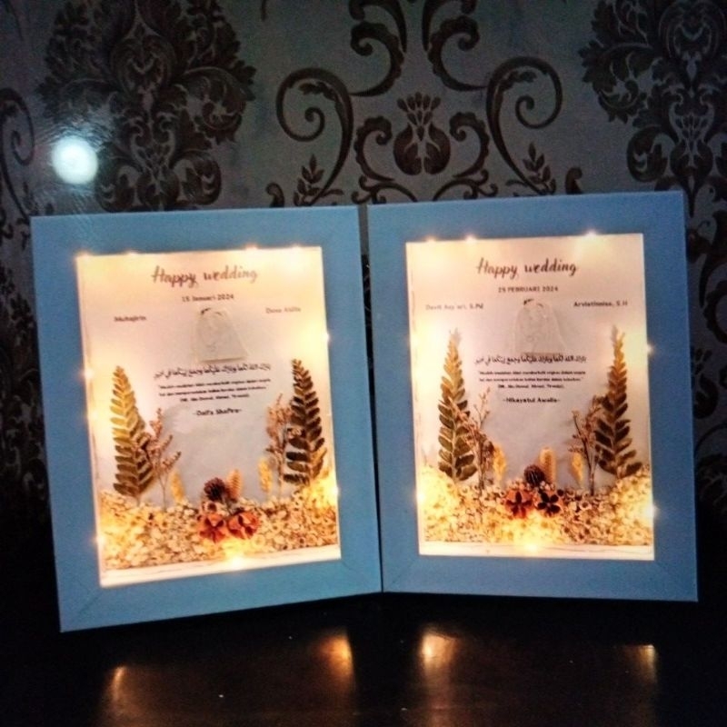 

kardus bingkai 3d hadiah wisuda