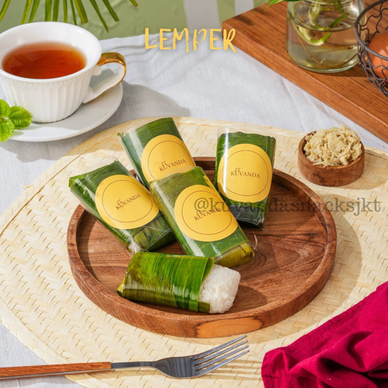 

LEMPER BOX ISI 25 PCS BISA DI BAKAR/KUKUS (harga sudah termasuk biya admin shopee)