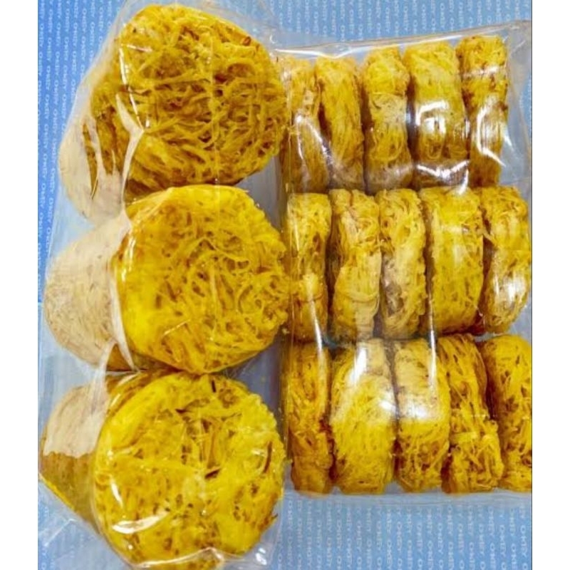 

Kerupuk kunyit isi 12 kepingan,oleh oleh khas sumatra barat