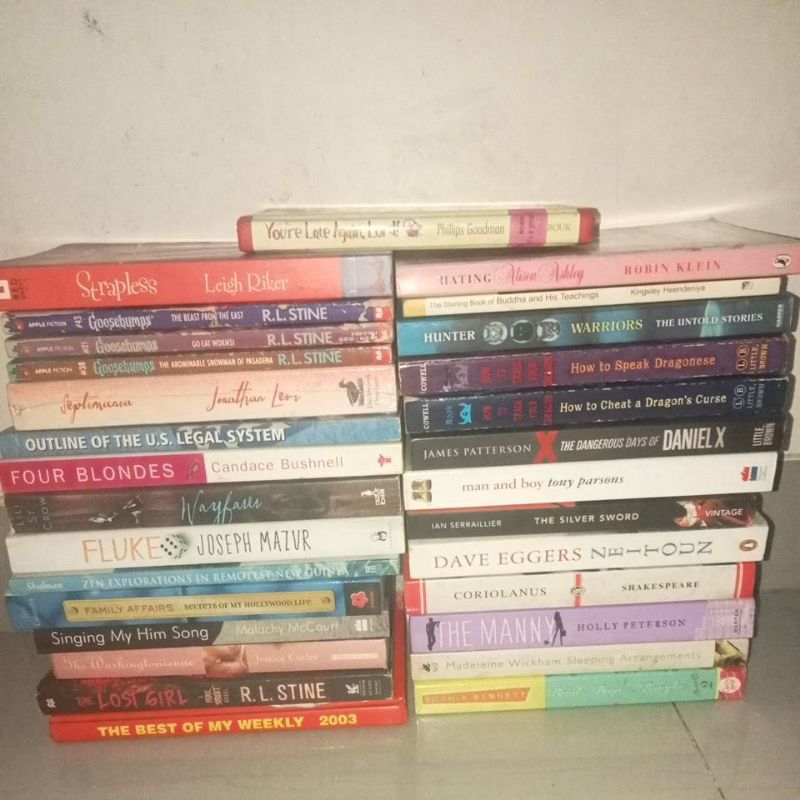 Novel Bahasa Inggris Bekas / Buku Bahasa Inggris Bekas 1 Kilo 4 Buku