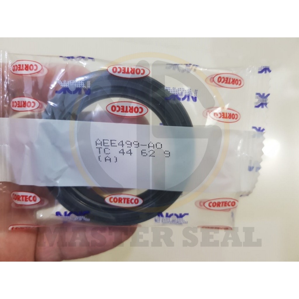 OIL SEAL TC 44 62 9 NOK CORTECO NBR JEPANG AEE499-A0