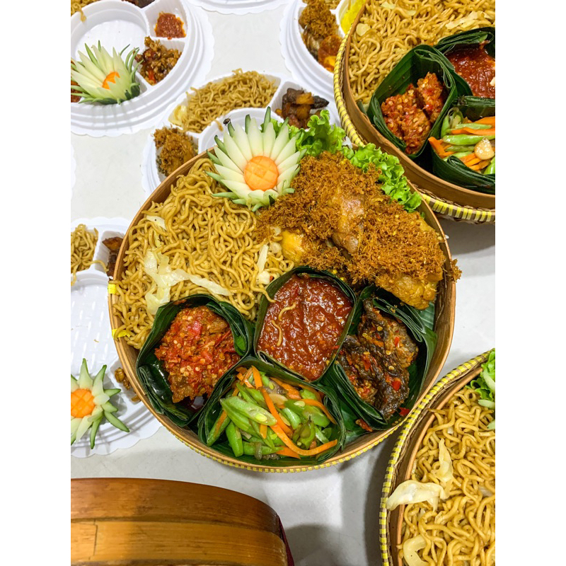 

Hampers wakul lengkap