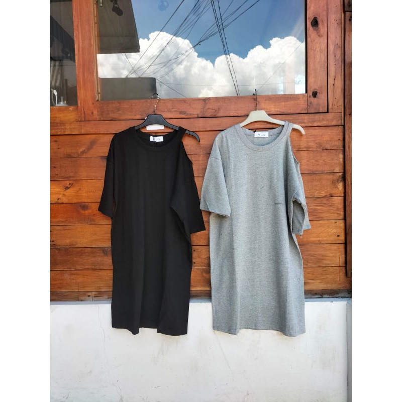 TOP ATASAN WANITA BAHAN KAOS VARIASI BAHU BOLONG