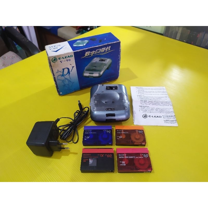REWINDER PITA KASET LAMA MINI DV UNTUK MENGHILANGKAN LENGKET DAN JAMUR