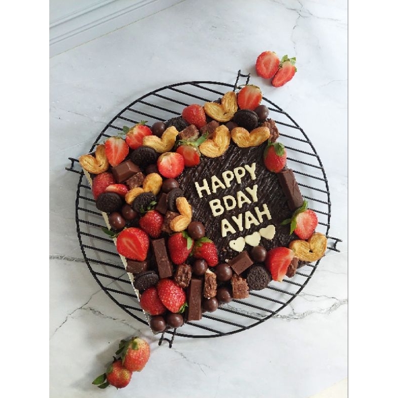 

DEB BROWNIES HIAS 20X20cm DESAIN A