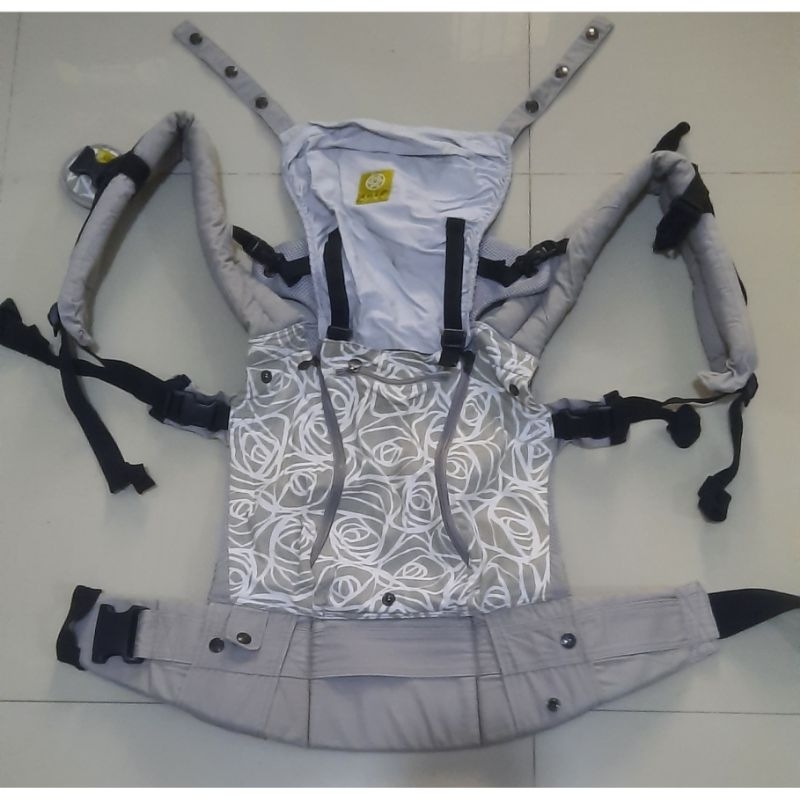 (Pesanan Customer) Lille Baby Complete All Seasons 6 in 1 Baby Carrier