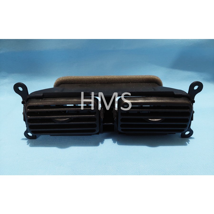 GRILL KISI KISI AC DEPAN TENGAH KIJANG KAPSUL 2000-2004