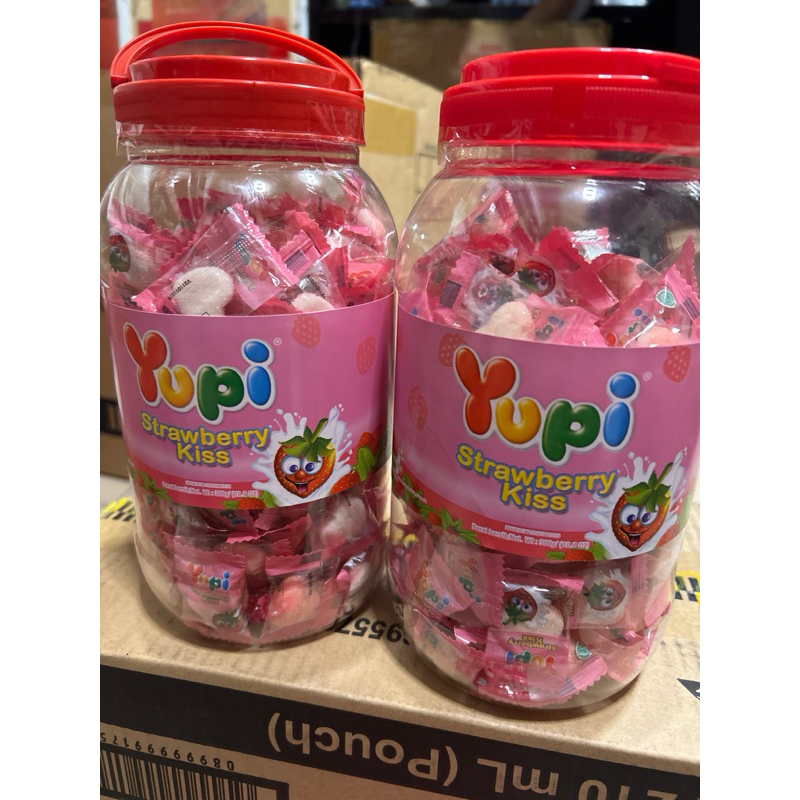 

Yupi strawberry kiss toples 300gr