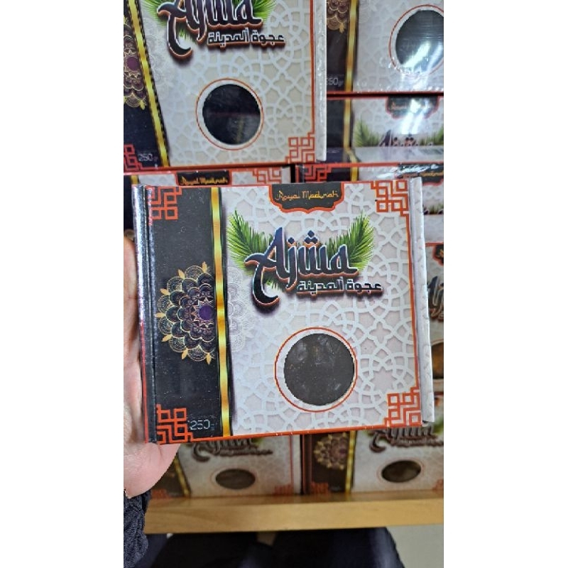 

Kurma Ajwa Royal Madinah 250 Grm