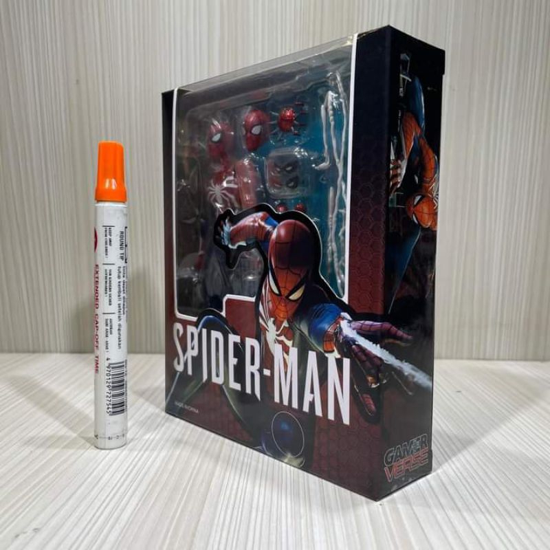 Mainan action figureShf spiderman ps4
shfiguarts recast bandai
tinggi sekitar 6 inch
Full artikulasi