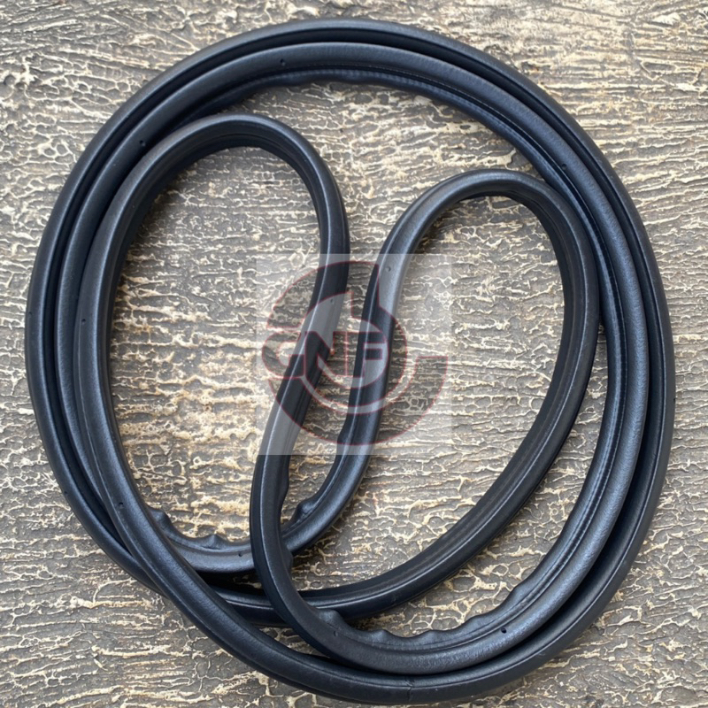 KARET PEREDAM BAGASI BELAKANG APV (2004) s/d TYPE APV LUXURY