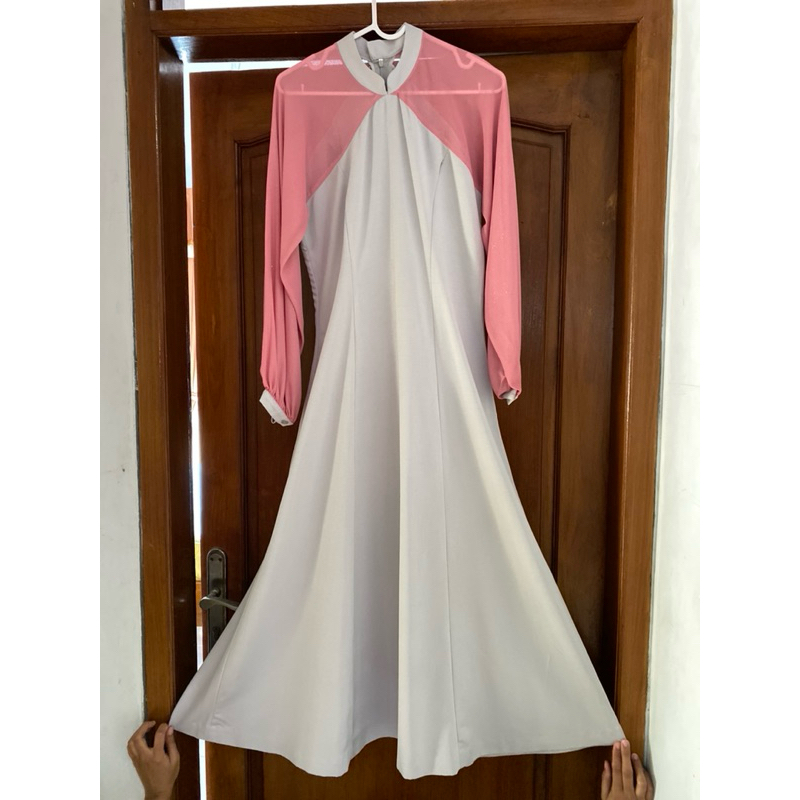 Preloved dress kondangan / bukan zoya/elzatta / lengan balon