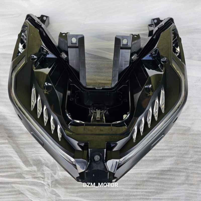 batok belakang cover lampu batok lampu depan batok housing  honda vario 150/125 new  keatas