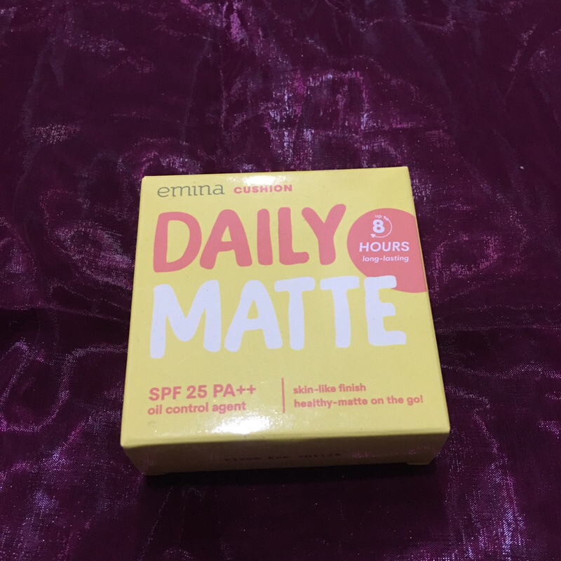 (PRELOVED) emina cushion daily mate