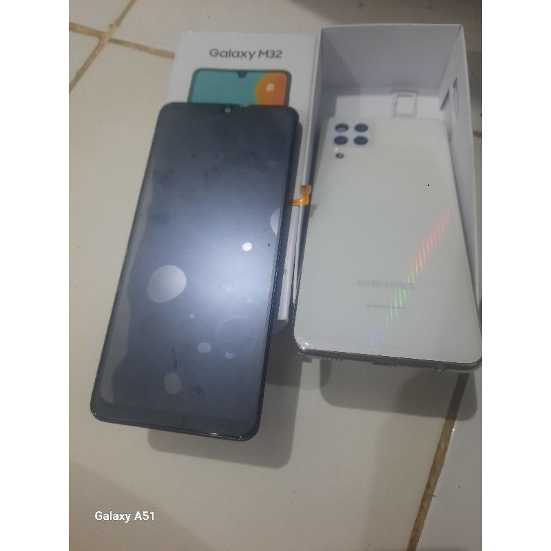 lcd samsung m32 super amoled