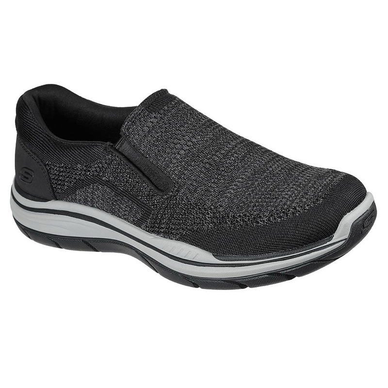 Skechers Relaxed Fit: Expected 2.0 - Arago Men’s Sneakers size Men 8 (EUR 41/26CM) warna BLACK.