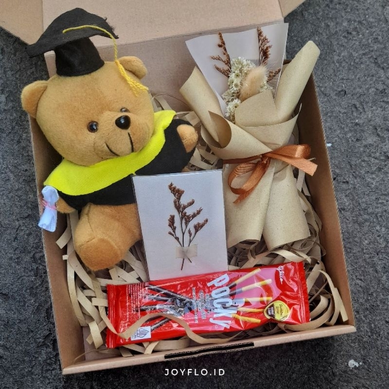 

GRADUATION GIFT BOX HAMPERS WISUDA HAMPERS ULANG TAHUN