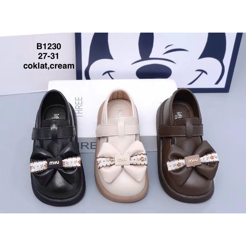 Sepatu anak perempuan B1230 size 27-31