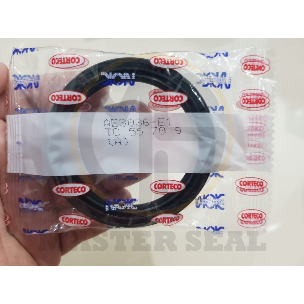OIL SEAL TC 55 70 9 NOK CORTECO NBR JEPANG AE3036-E1