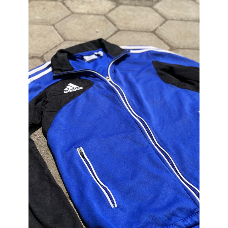 Tracktop Adidas biru