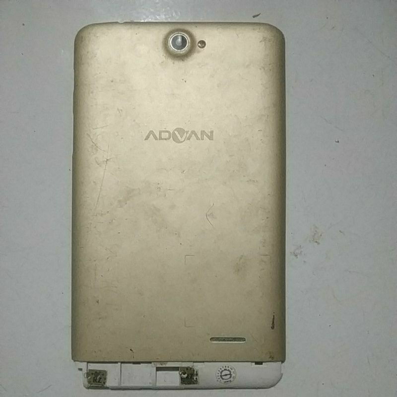 backdoor+bezzel bekas tab Advan Vandroid t1j