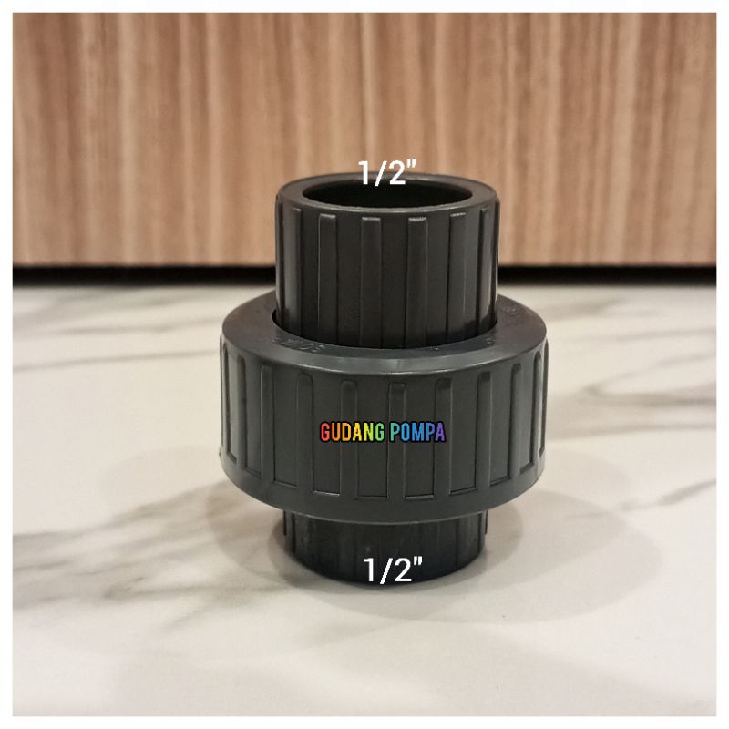 Water mur PVC 1/2" polos SOVA/Water mur tanpa drat/Water mur sok 1/2"