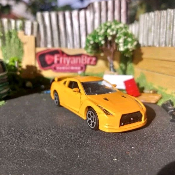 Diecast Majorette Nissan Skyline GTR R35
