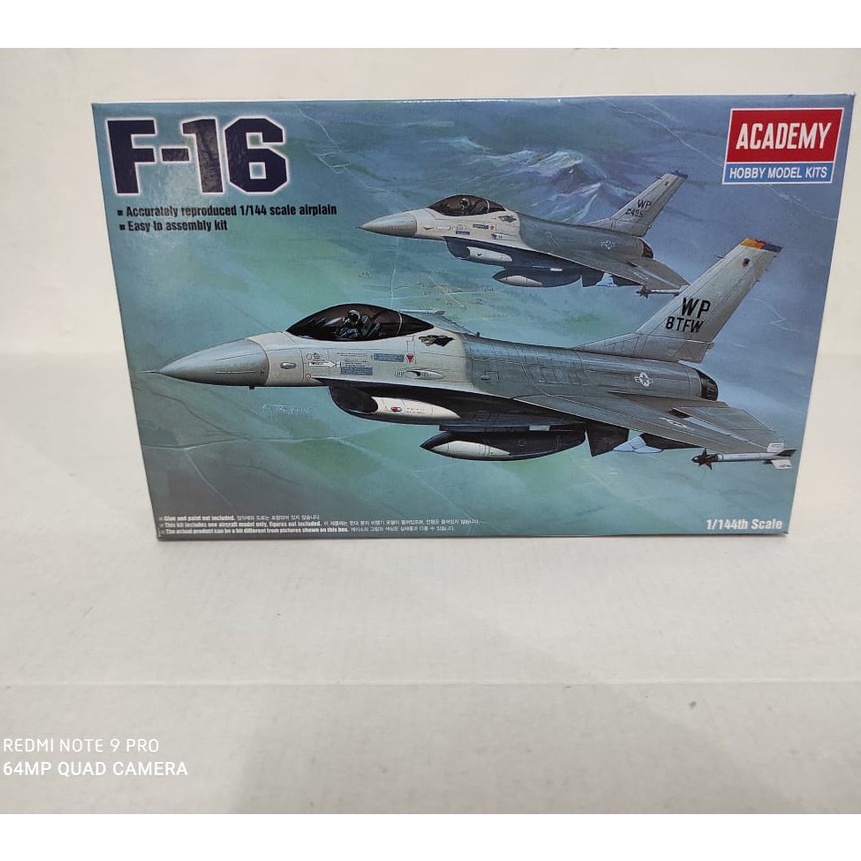 HJ6 Mainan Rakitan ACADEMY 1144 F16 Fighting Falcon 1261