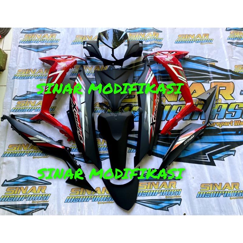 full body halus supra x 125 fi injeksi supra fi warna hitam merah