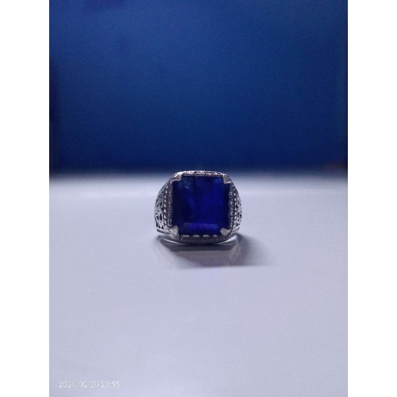 Natural blue sapphire Madagascar