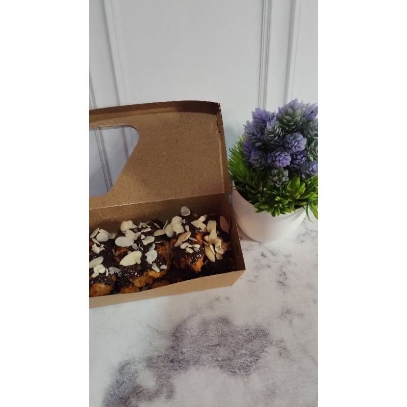 

coklat almond
