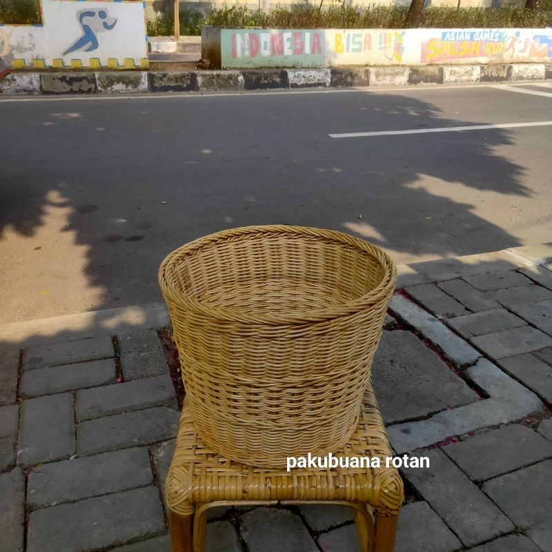 Pot Rotan Bulat - Keranjang Pot Bunga Rotan - Keranjang Rotan Tempat Sampah
