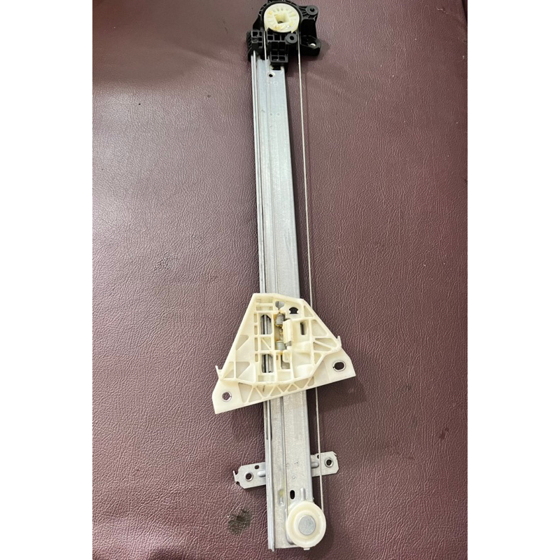 Stang Dinamo Power Window Suzuki Ignis Kiri Depan