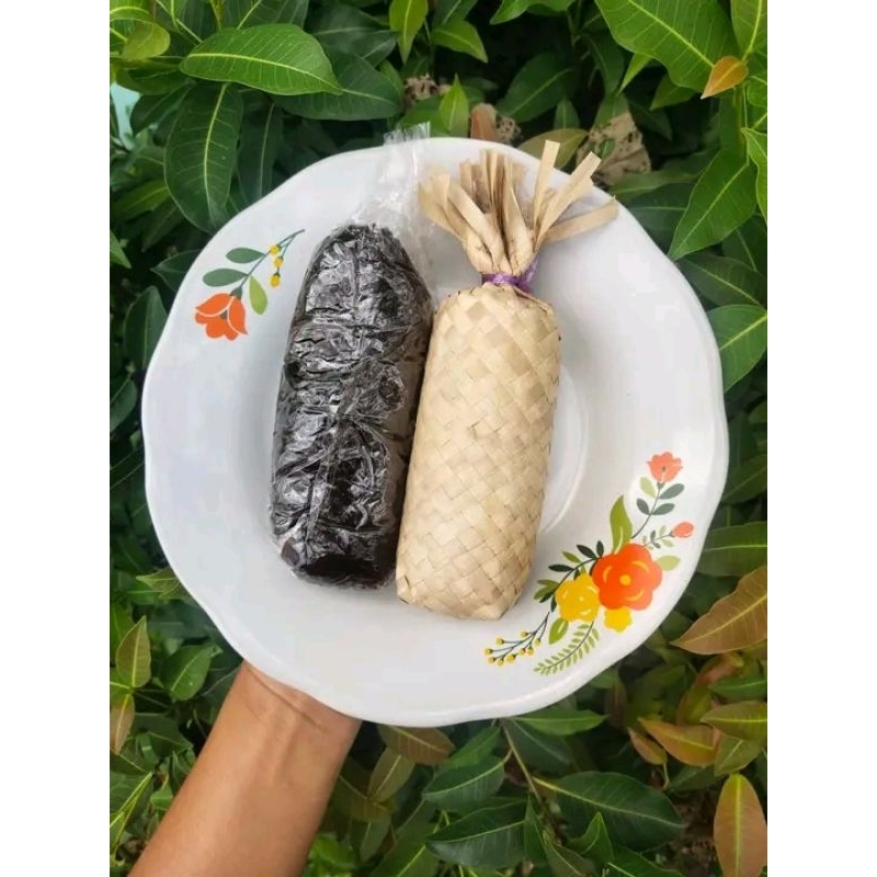 

dodol Sidempuan berat 1kg tersedia rasa original dan durian