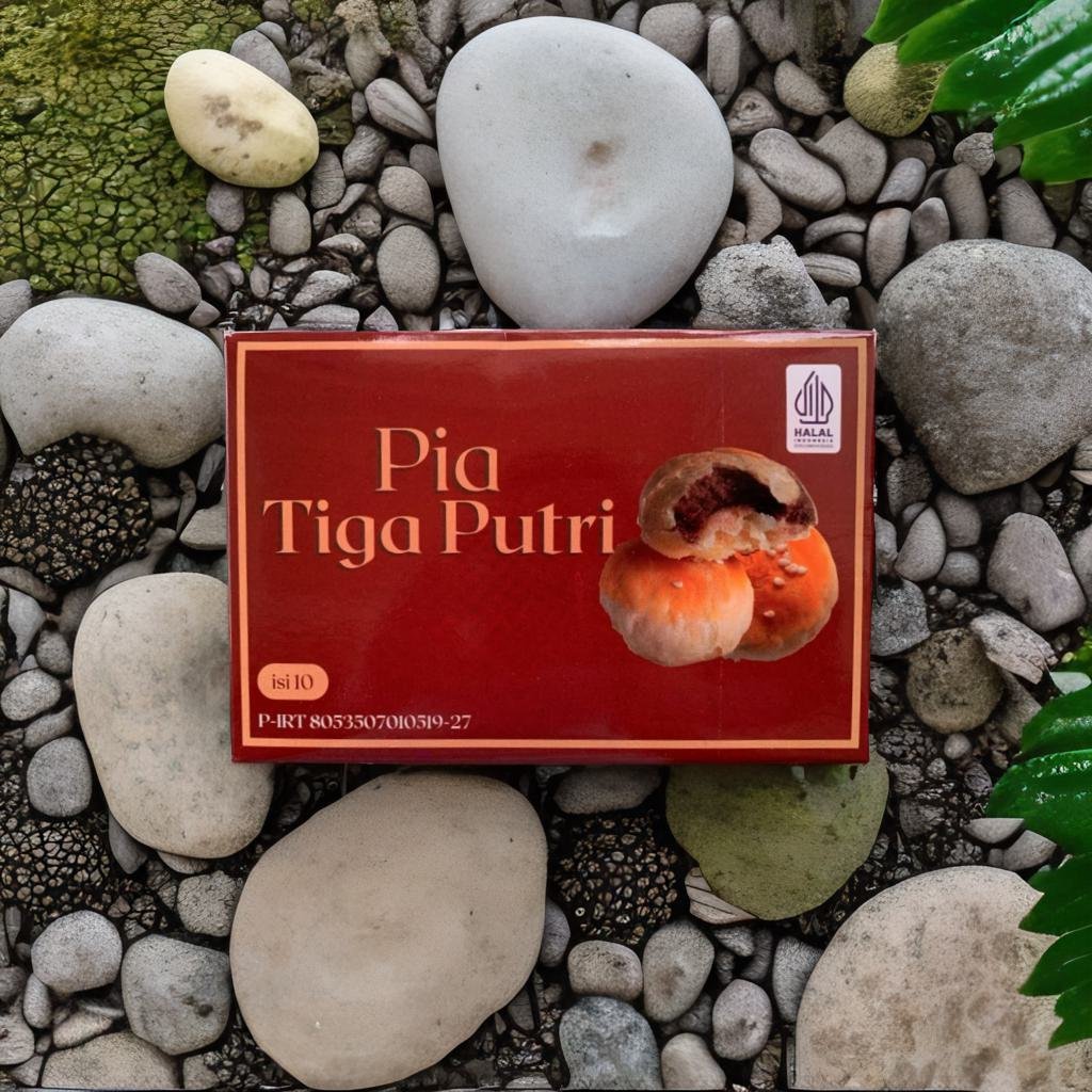 

Pia Tiga Putri || Pia Khas Malang || Oleh-Oleh Khas Malang