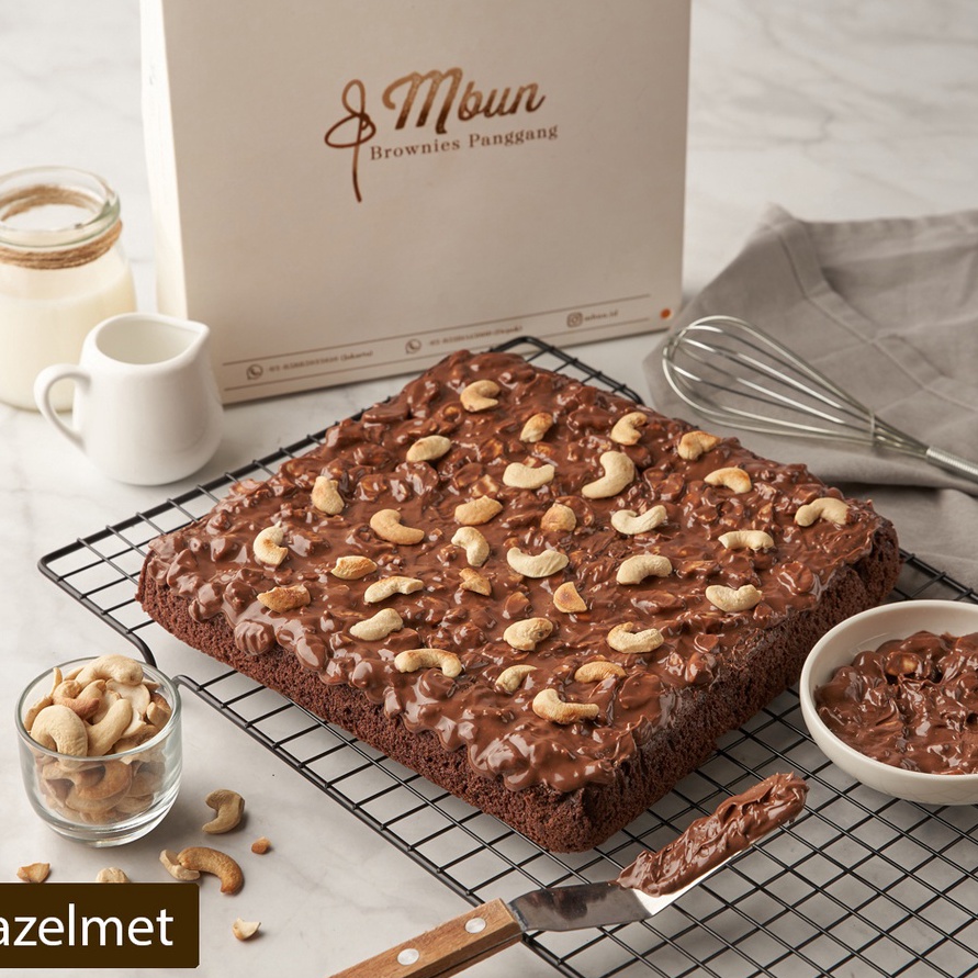 

DISKON Mbun Brownies Panggang Ukr 22x22 Brownies Panggang Brownies Melted Fudgy Brownies Coklat Keju Makanan Ringan