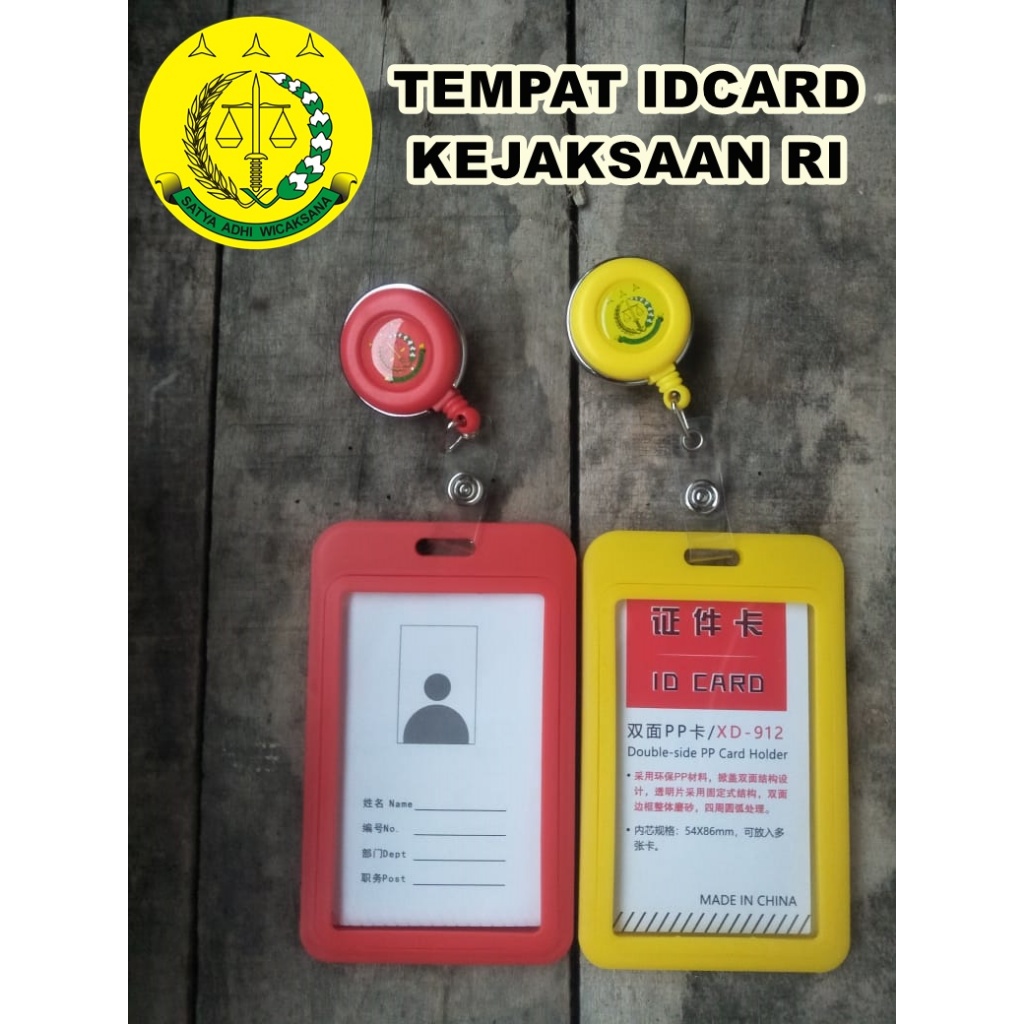 

SATU SET YOYO DAN TEMPAT IDCARD PEGAWAI KEJAKSAAN LOGO TIMBUL/ TEMPAT IDCARD KEJAKSAAN RI/KEJARI