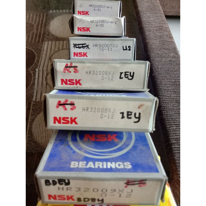 Bearing Laker Laher Original NSK 32005 32007 32008 32009 XJ