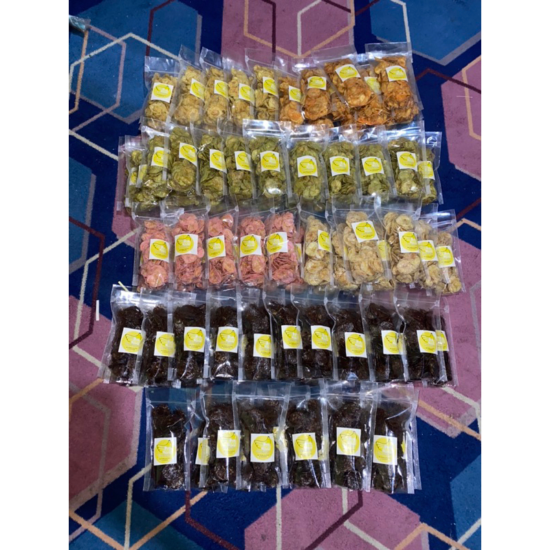 

Bachisp pouch/kripik pisang lumer/kripik pisang ekonomis/cemilan/jajanan manis