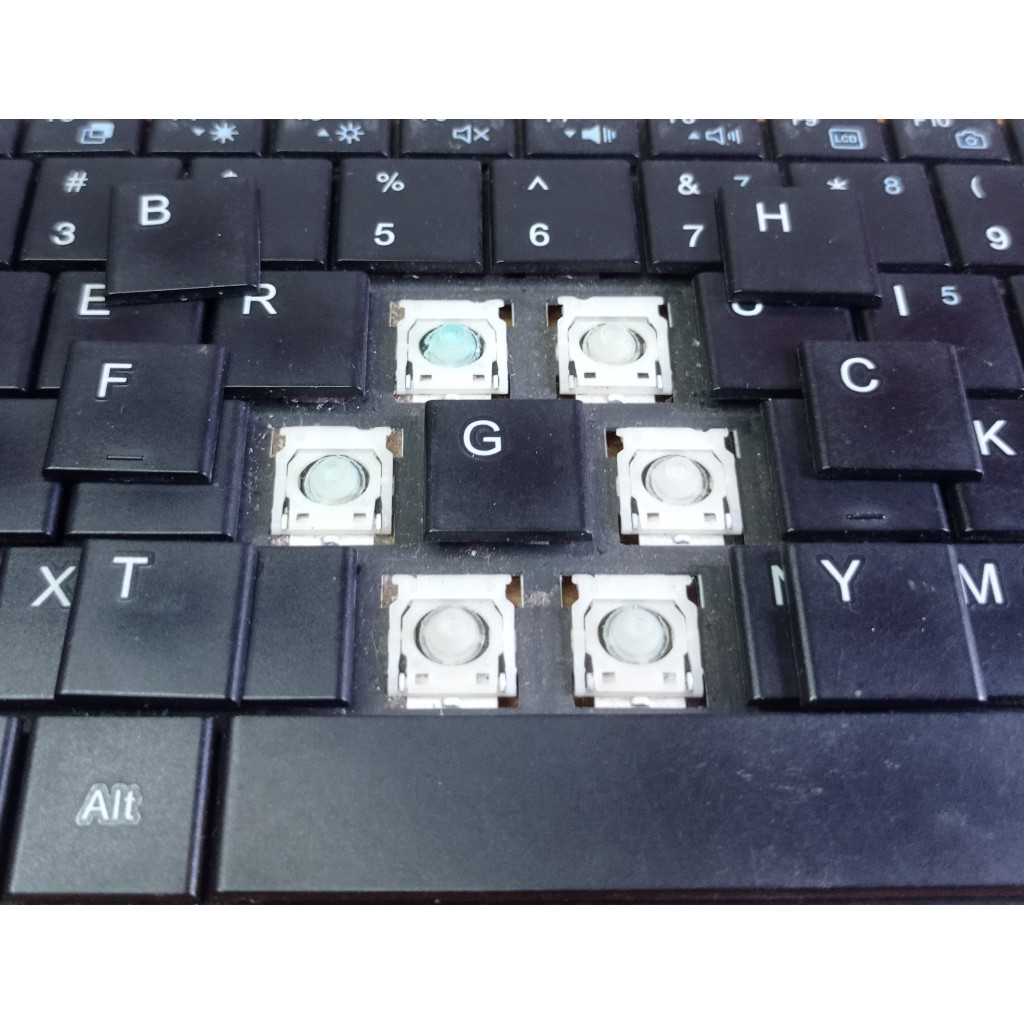 Tuts Tombol Keyboard Laptop Zyrex SKY EP1210