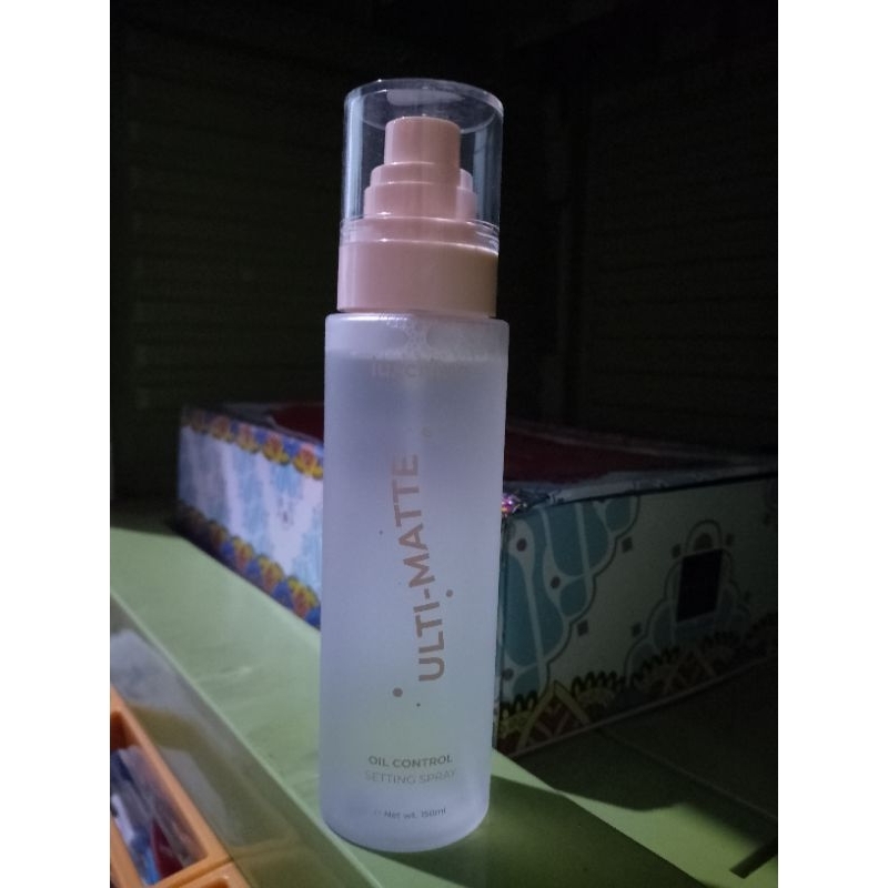 Luxcrime ultimate setting spray