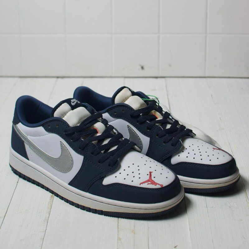 Nike Air Jordan 1 X SB Dunk Low Midnight Navy