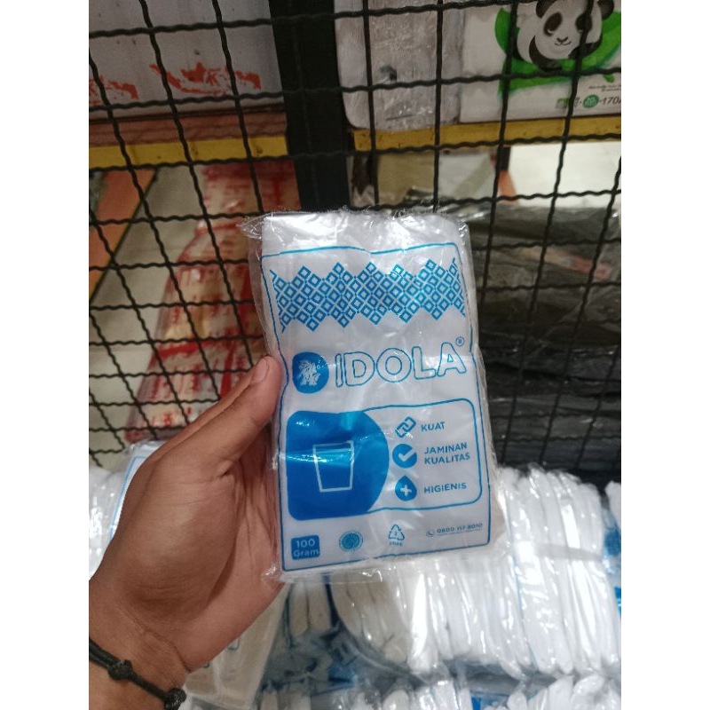 plastik 1 cup idola