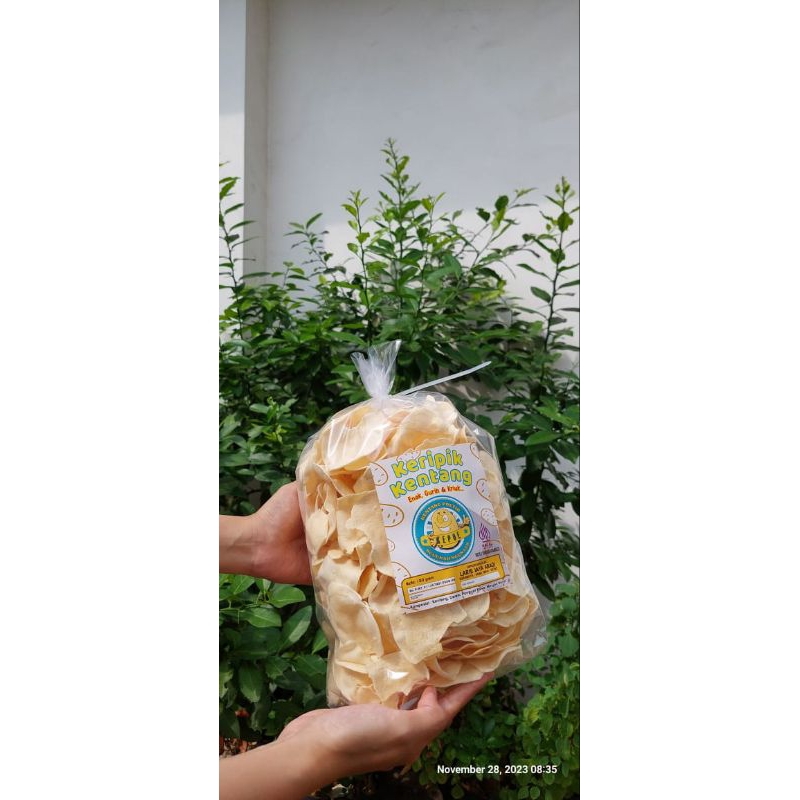 

Keripik kentang putih KEPOE 250gr bukan gadung