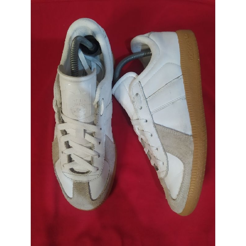 ADIDAS BW ARMY WHITE GUMSOLE (SIZE 40⅓)