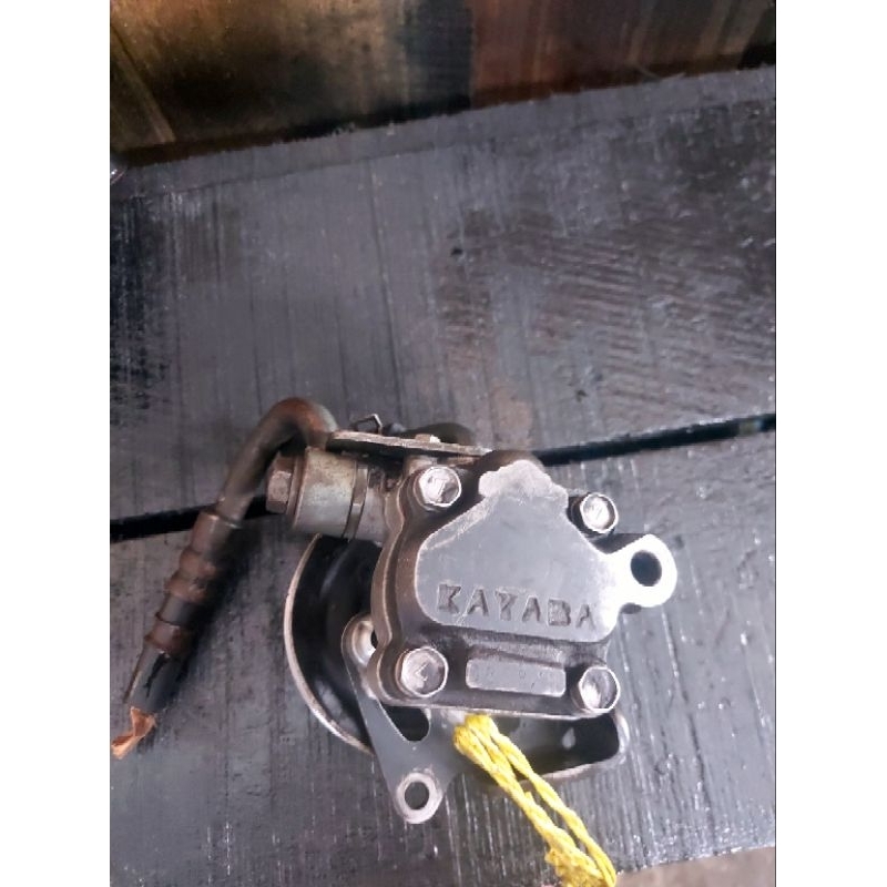 Pompa power steering L300